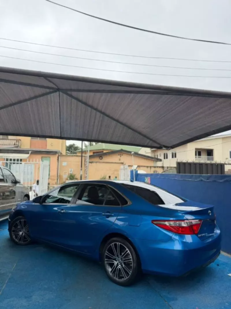 TOYOTA Camry   - 2016
