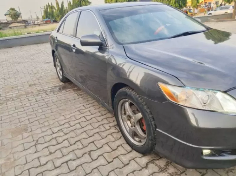 Toyota Camry   - 2008
