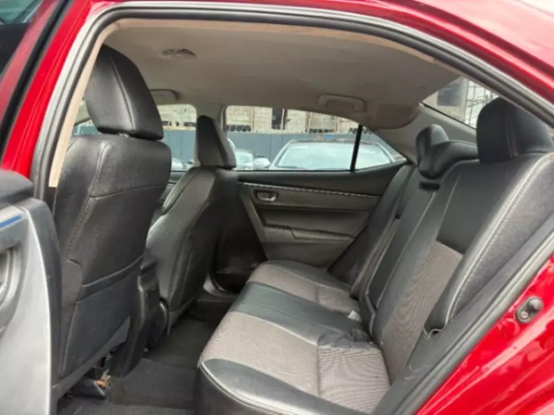 TOYOTA Corolla   - 2015