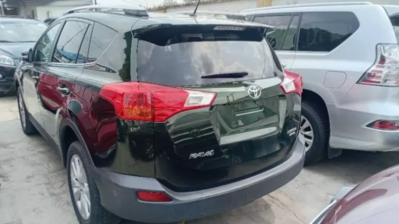 Toyota RAV 4   - 2013