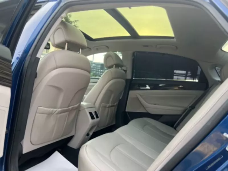 Hyundai Sonata   - 2015