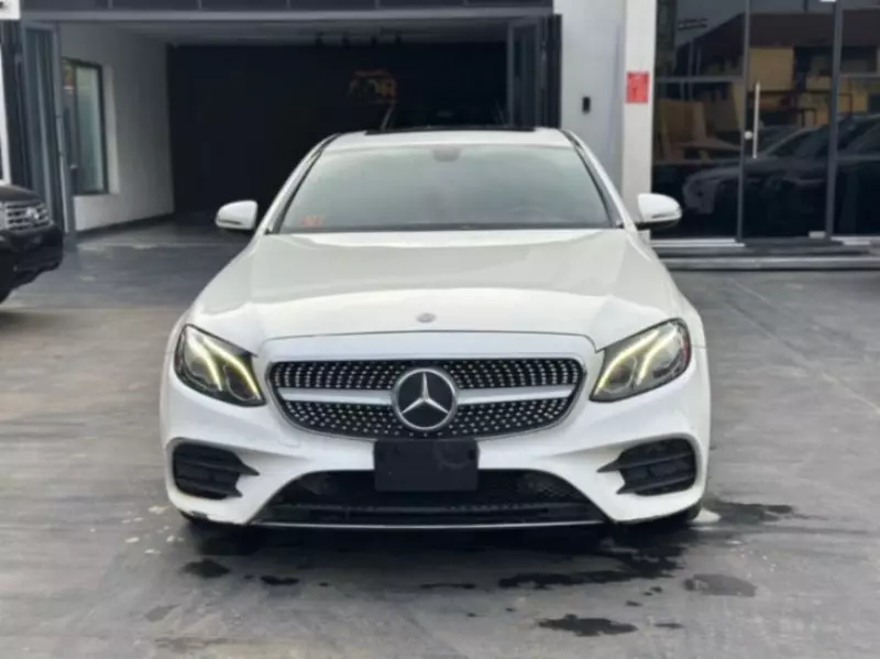 Mercedes-Benz E 300   - 2018