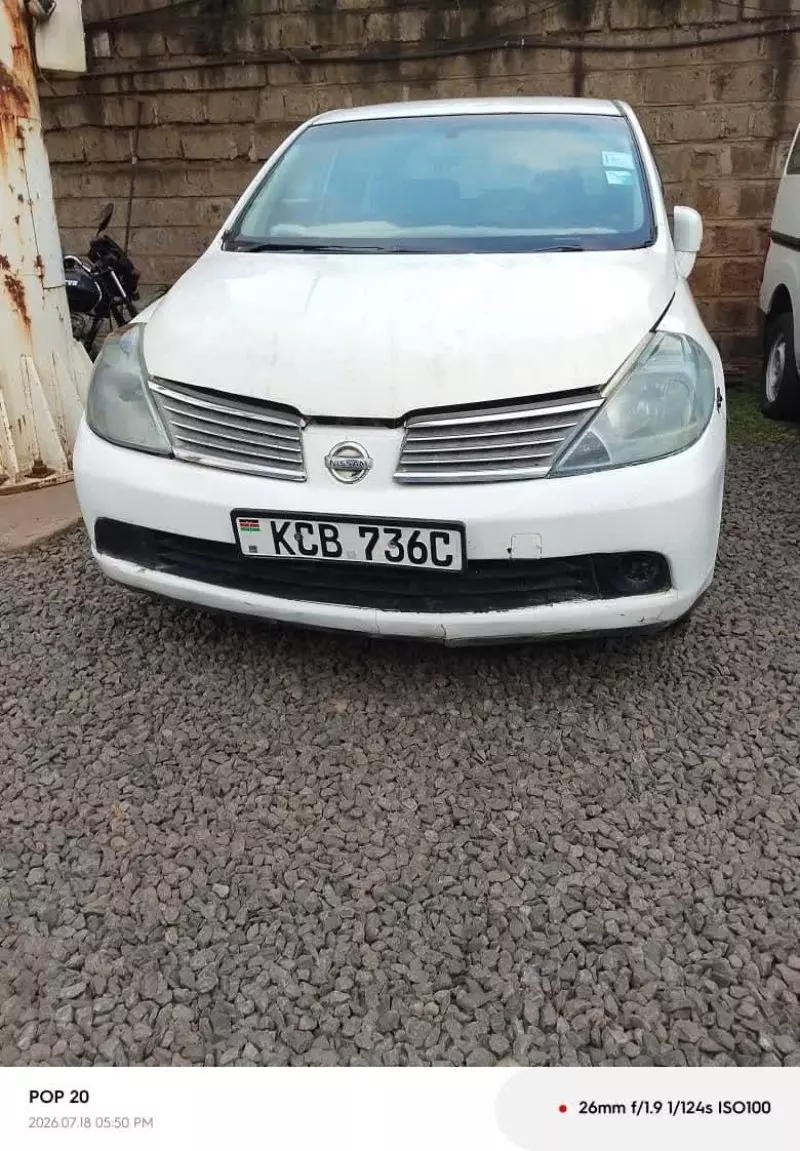 Nissan Tiida   - 2007