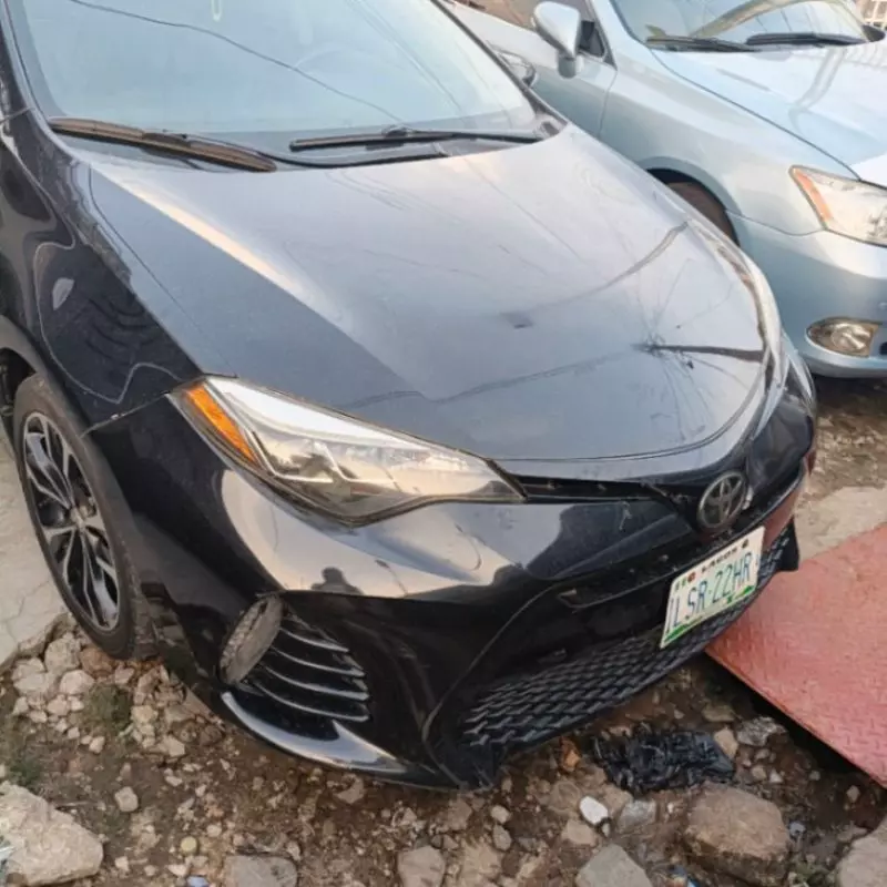 Toyota Corolla   - 2013