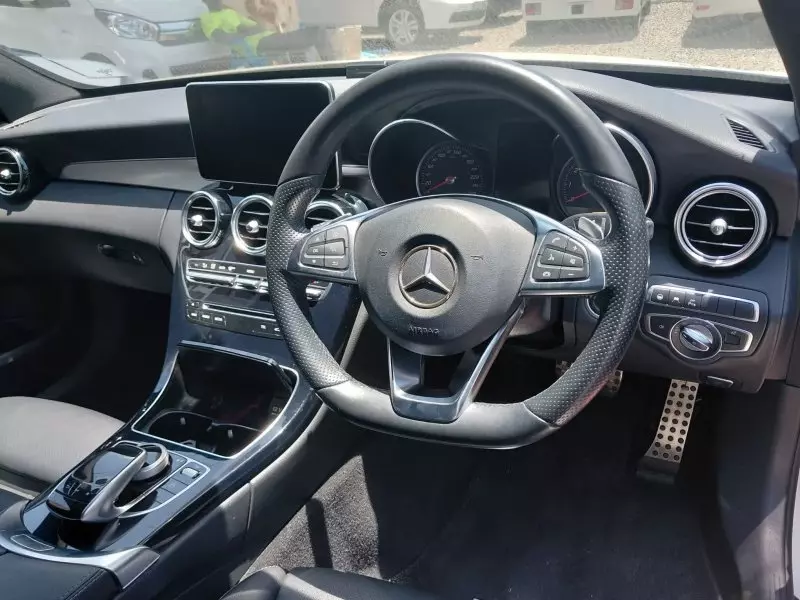 Mercedes-Benz C 180 - 2016