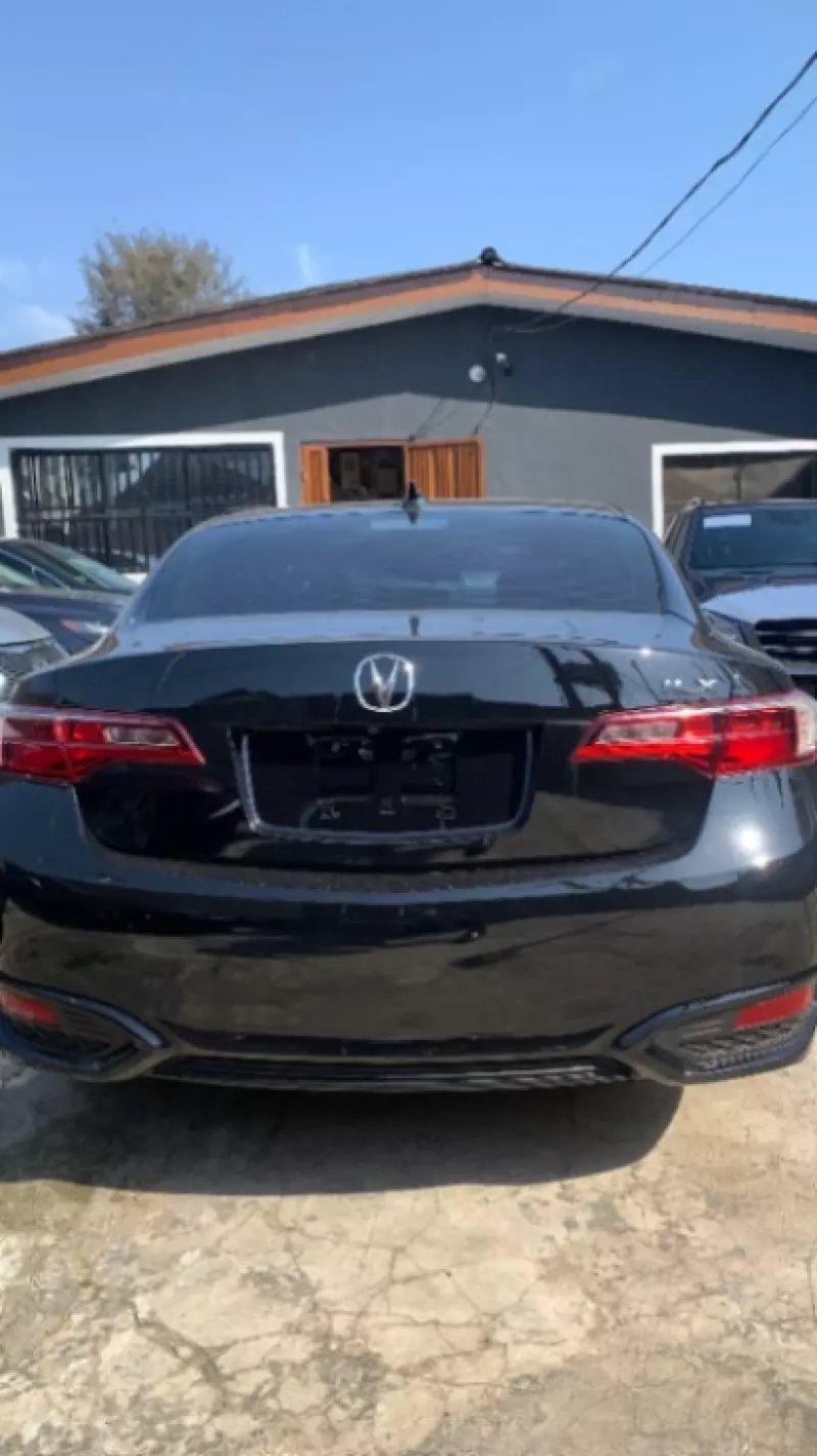 Acura ILX   - 2018