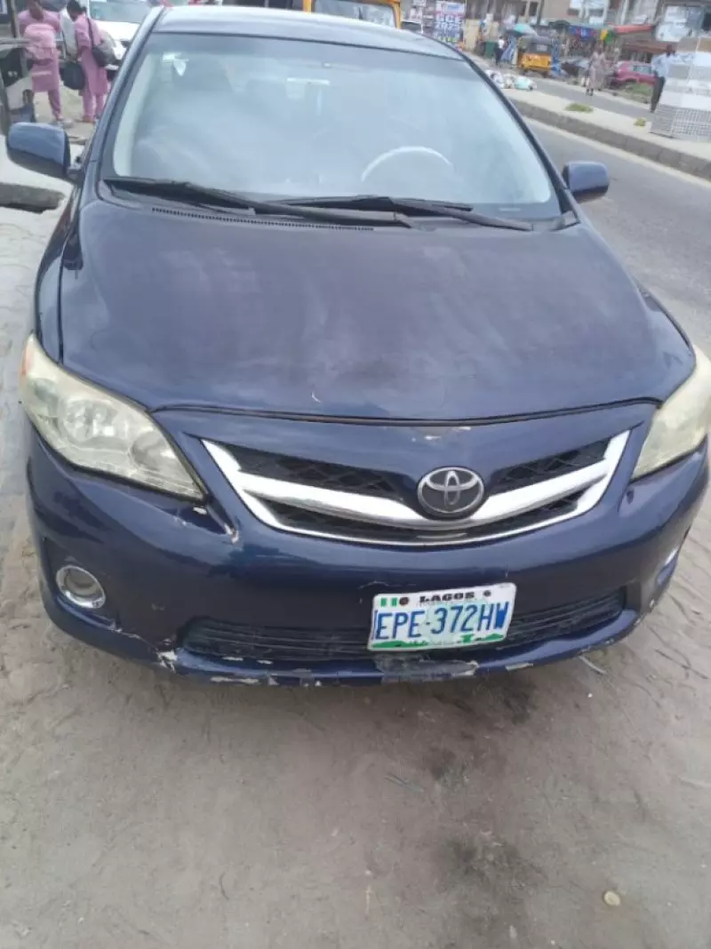 Toyota Corolla   - 2013
