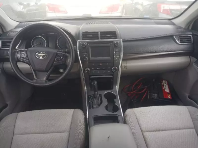 Toyota Camry   - 2016