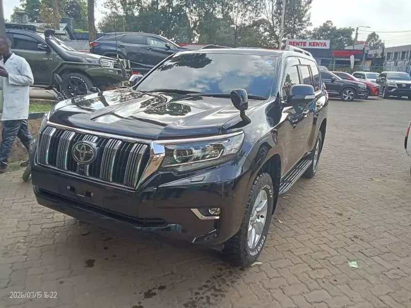 TOYOTA Landcruiser Prado   - 2020