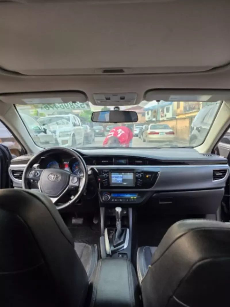 TOYOTA Corolla   - 2016