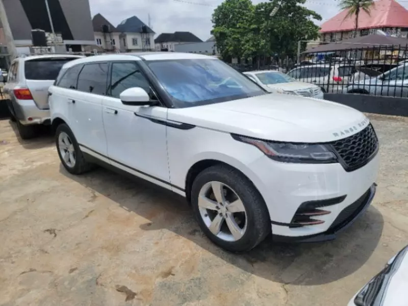 Land Rover Range Rover Velar   - 2018