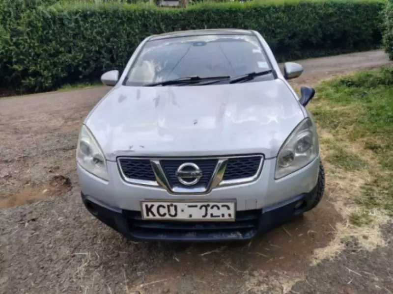 Nissan Dualis    - 2012