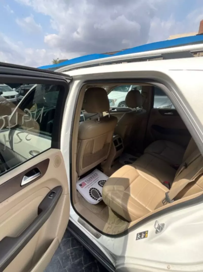Mercedes-Benz ML 350   - 2012