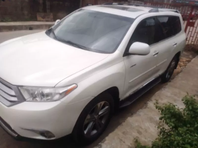 TOYOTA Highlander - 2014