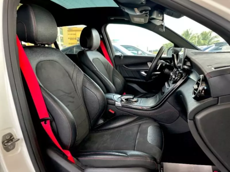Mercedes-Benz GLC 43 AMG   - 2017