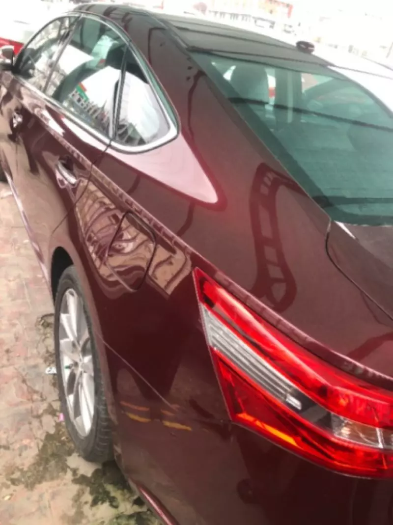 Toyota Avalon   - 2013