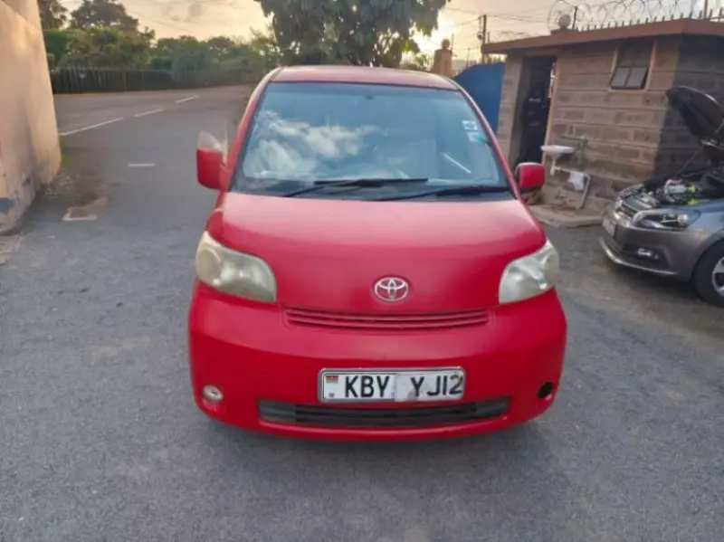 TOYOTA Porte - 2007