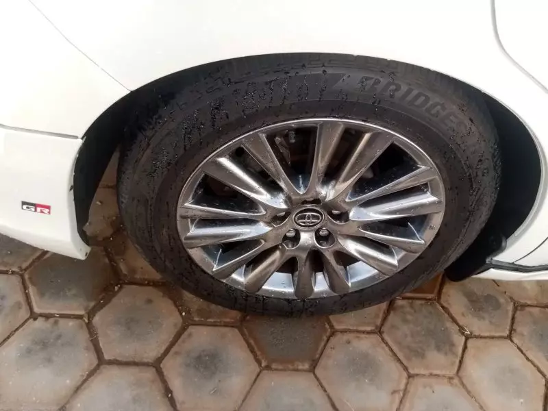 Toyota Harrier   - 2017