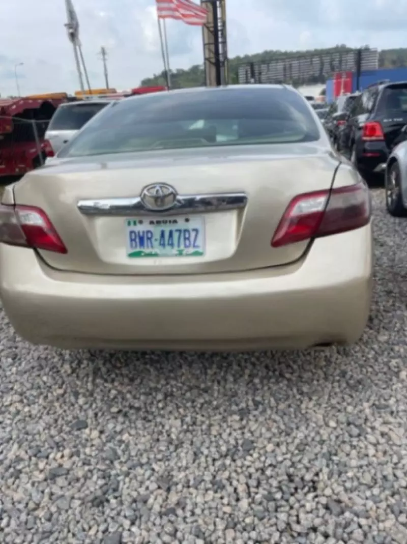 Toyota Camry   - 2007