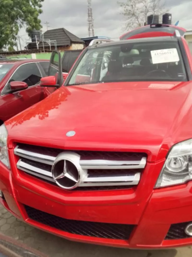 Mercedes-Benz GLK 350   - 2010