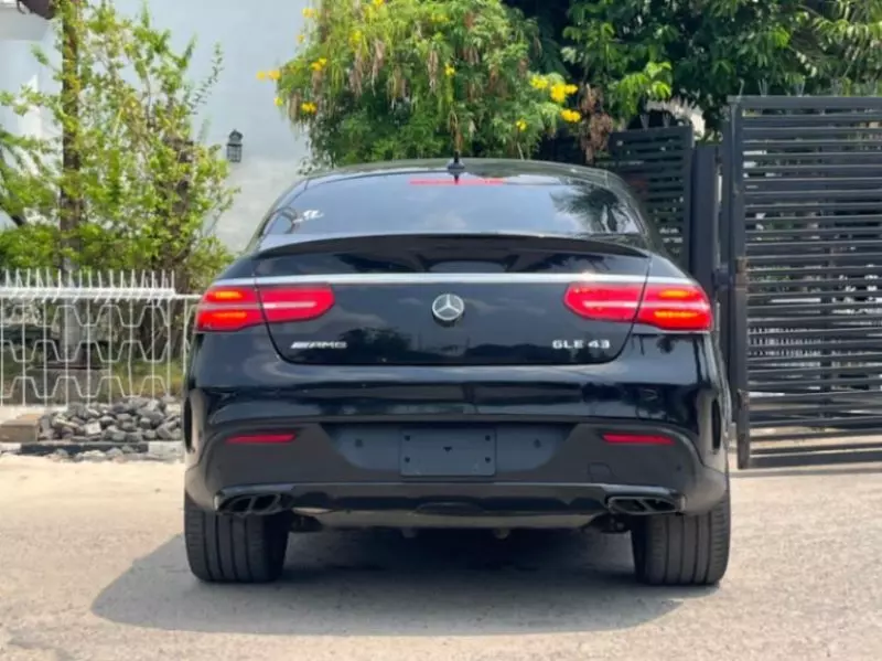 Mercedes-Benz GLE-Class   - 2019