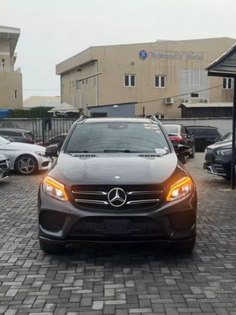 Mercedes-Benz GLE 350   - 2016