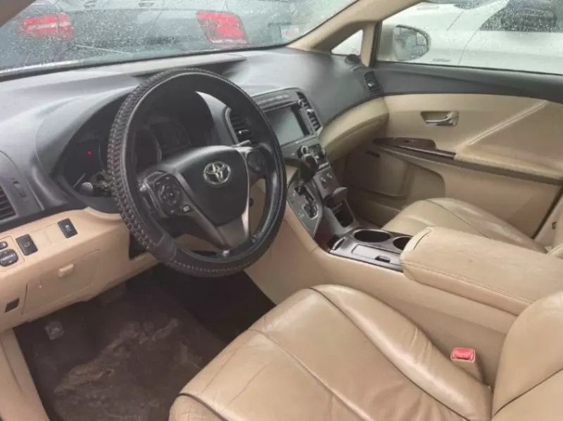 TOYOTA Venza   - 2013