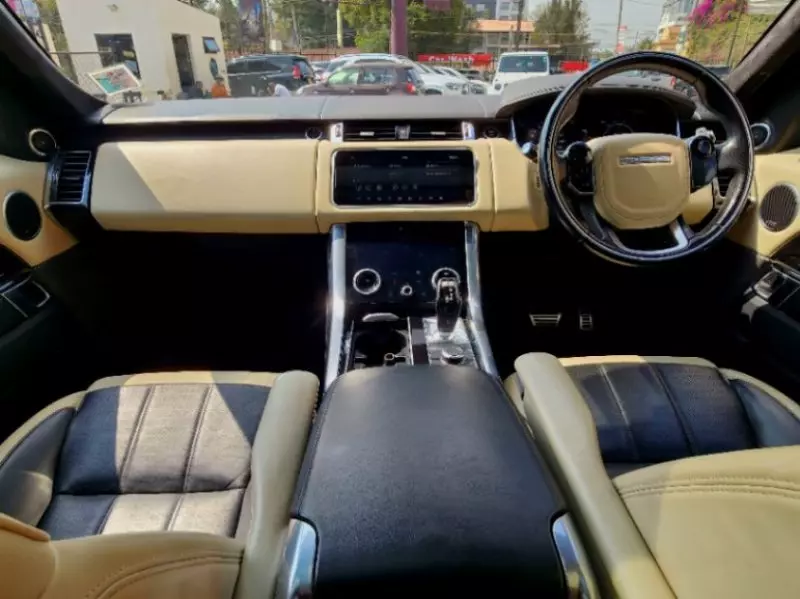 Land Rover Range Rover Sport   - 2022