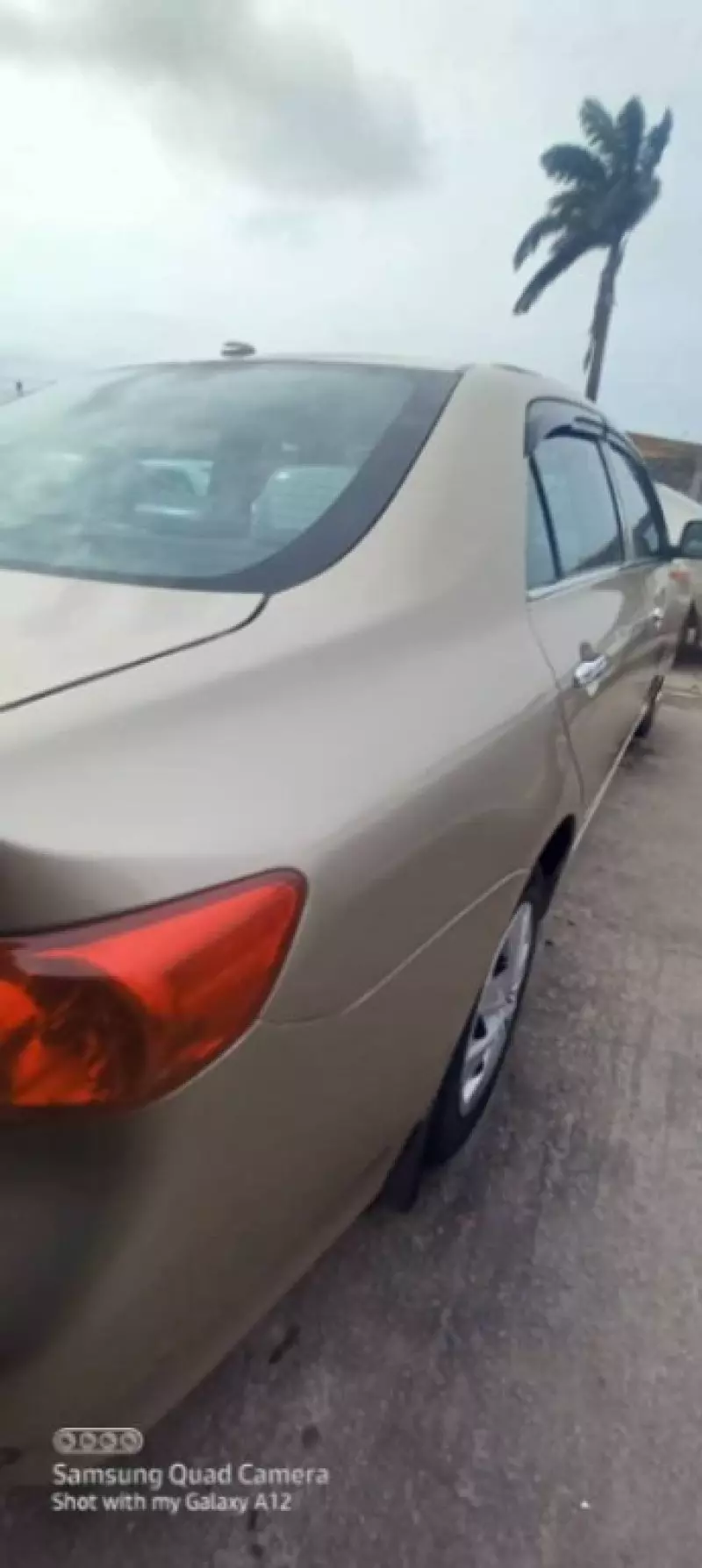 Toyota Corolla   - 2010