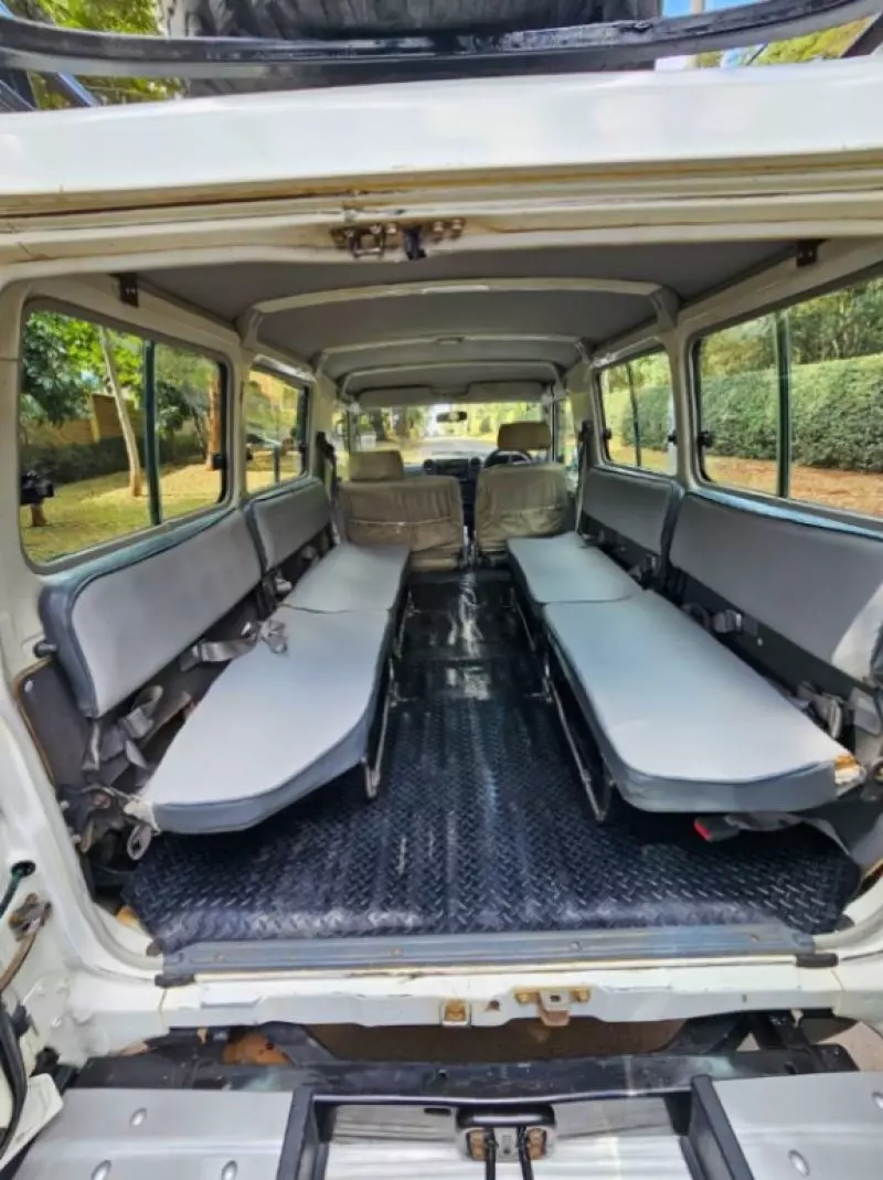 TOYOTA Land Cruiser - 2010