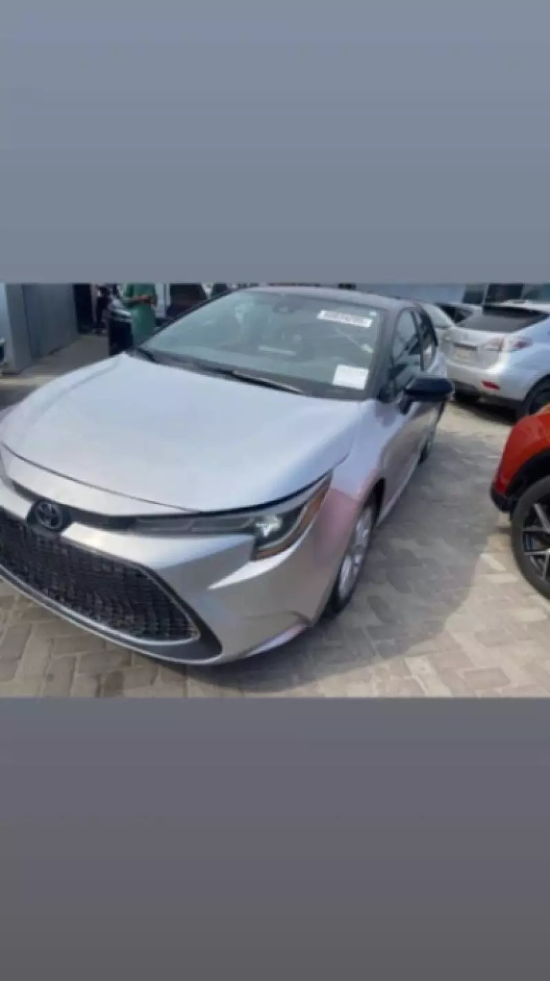 Toyota Corolla   - 2013