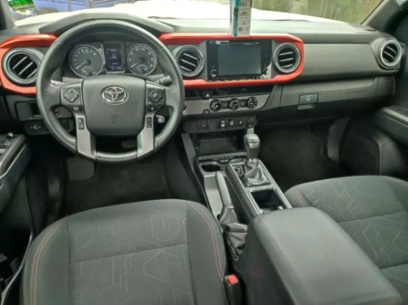 Toyota Tacoma   - 2019