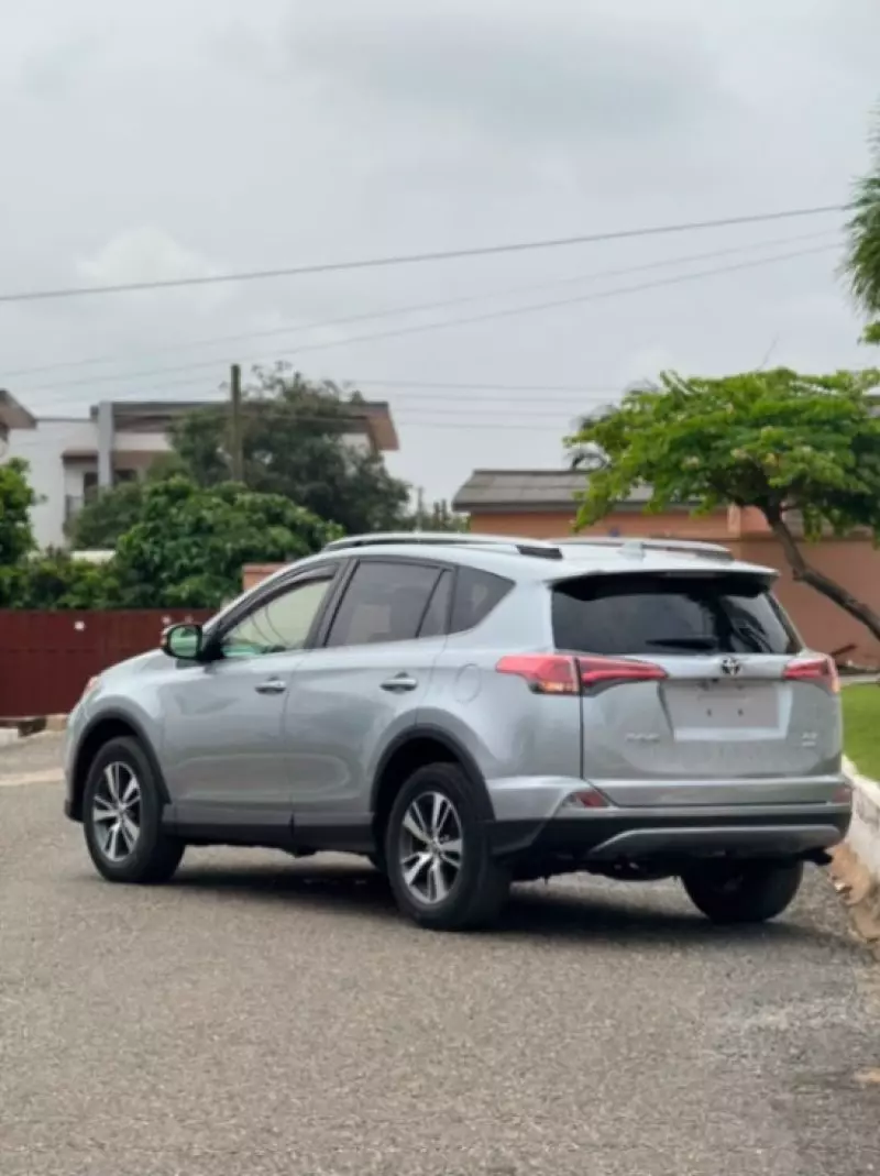 TOYOTA RAV 4 - 2018