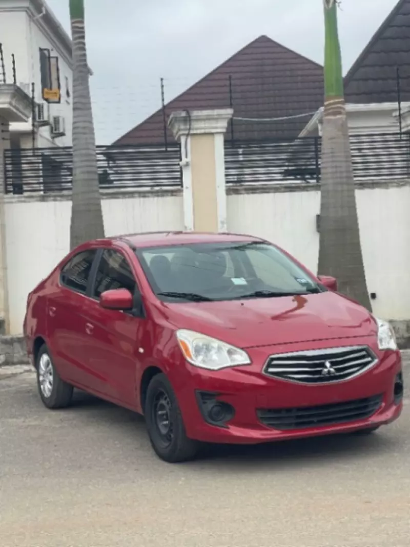 Mitsubishi Mirage G4   - 2017