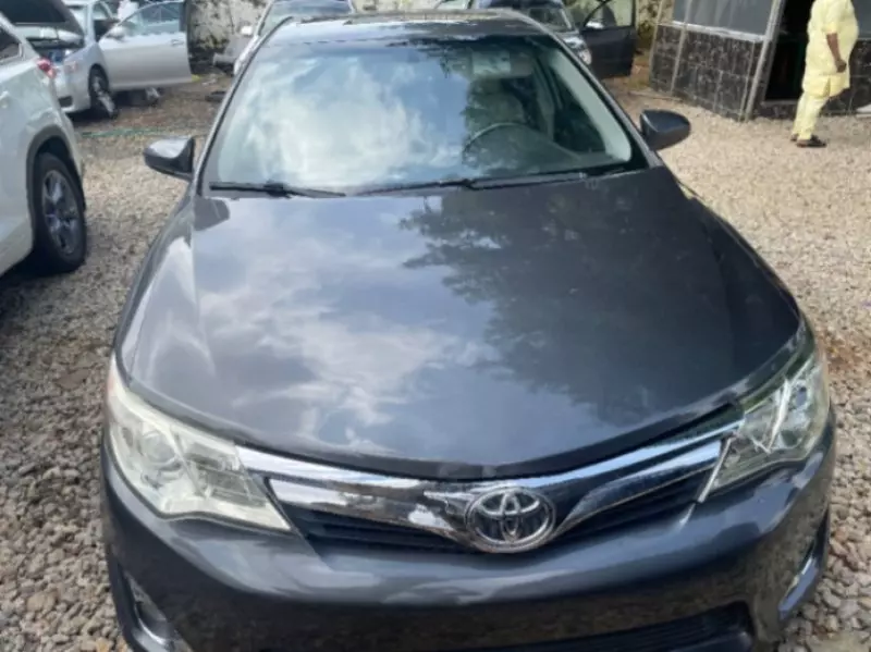 TOYOTA Camry   - 2013
