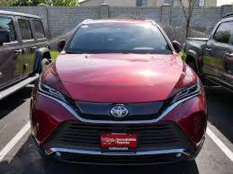 TOYOTA Venza - 2024