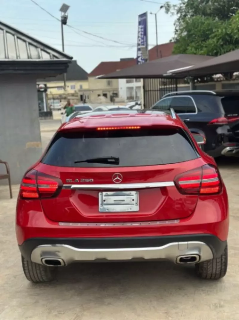 Mercedes-Benz GLA-Class   - 2019