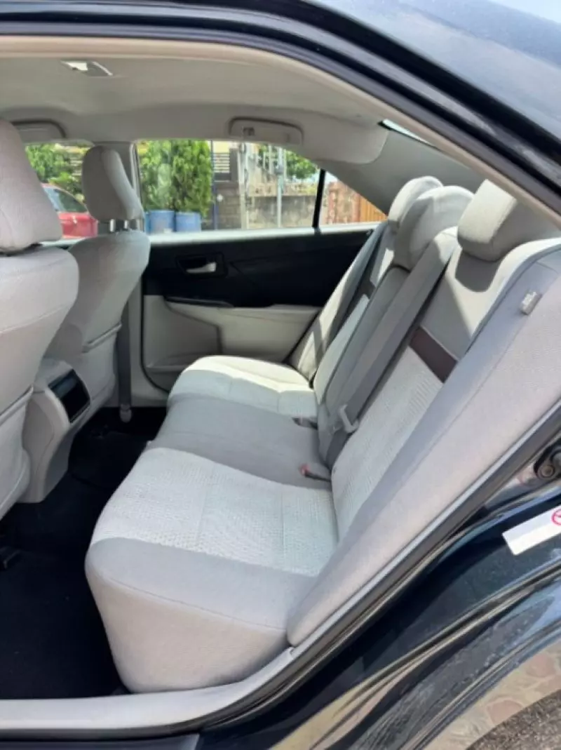 Toyota Camry   - 2013