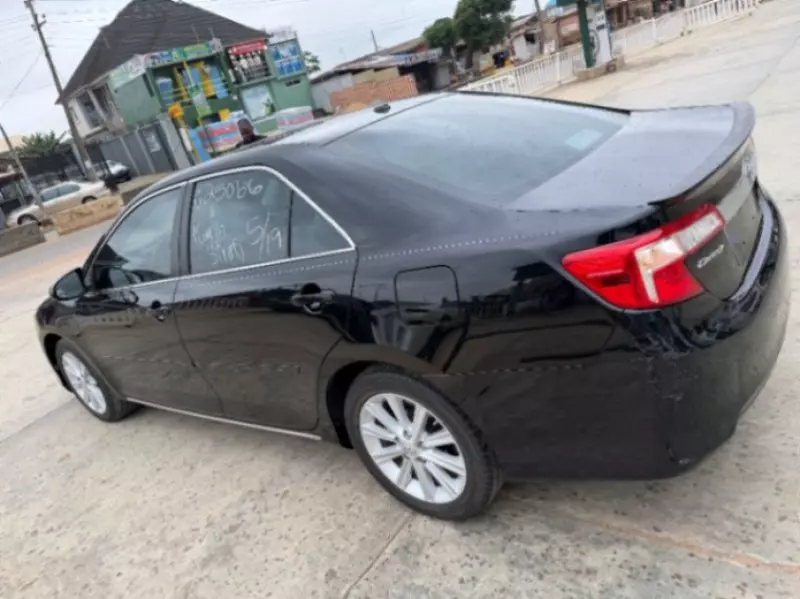 TOYOTA Camry   - 2014