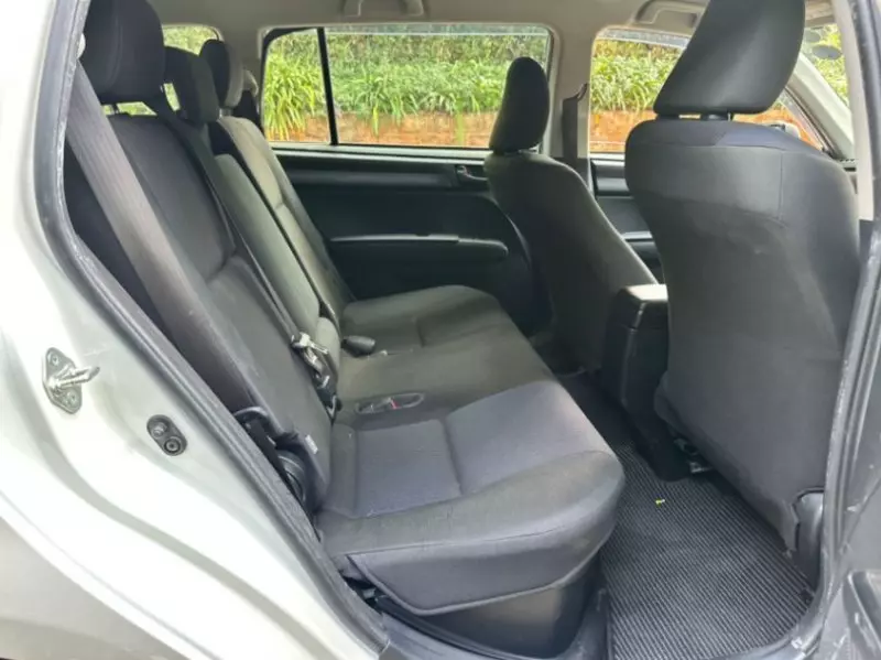 Toyota Fielder hybrid    - 2019