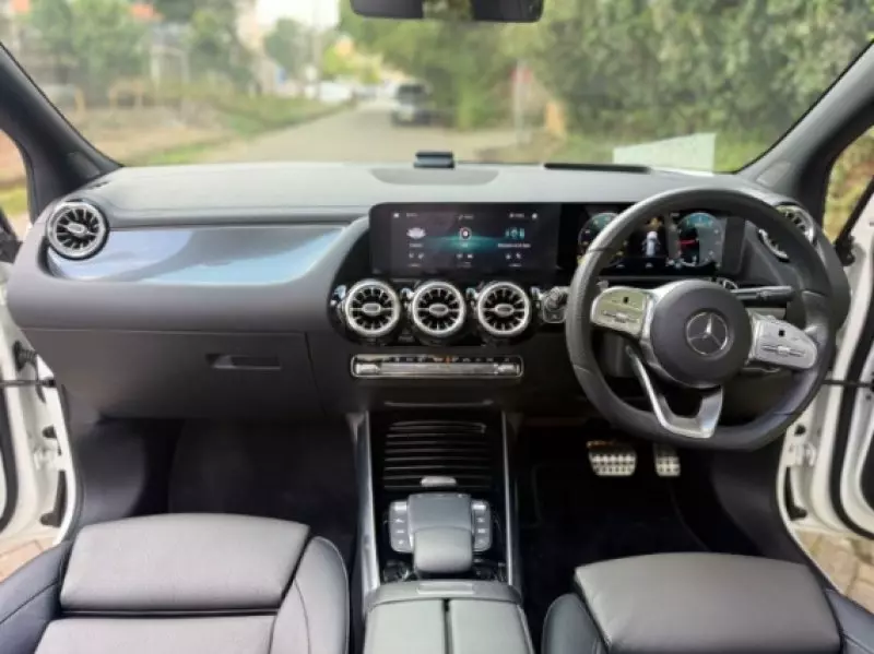 Mercedes-Benz B 180   - 2020