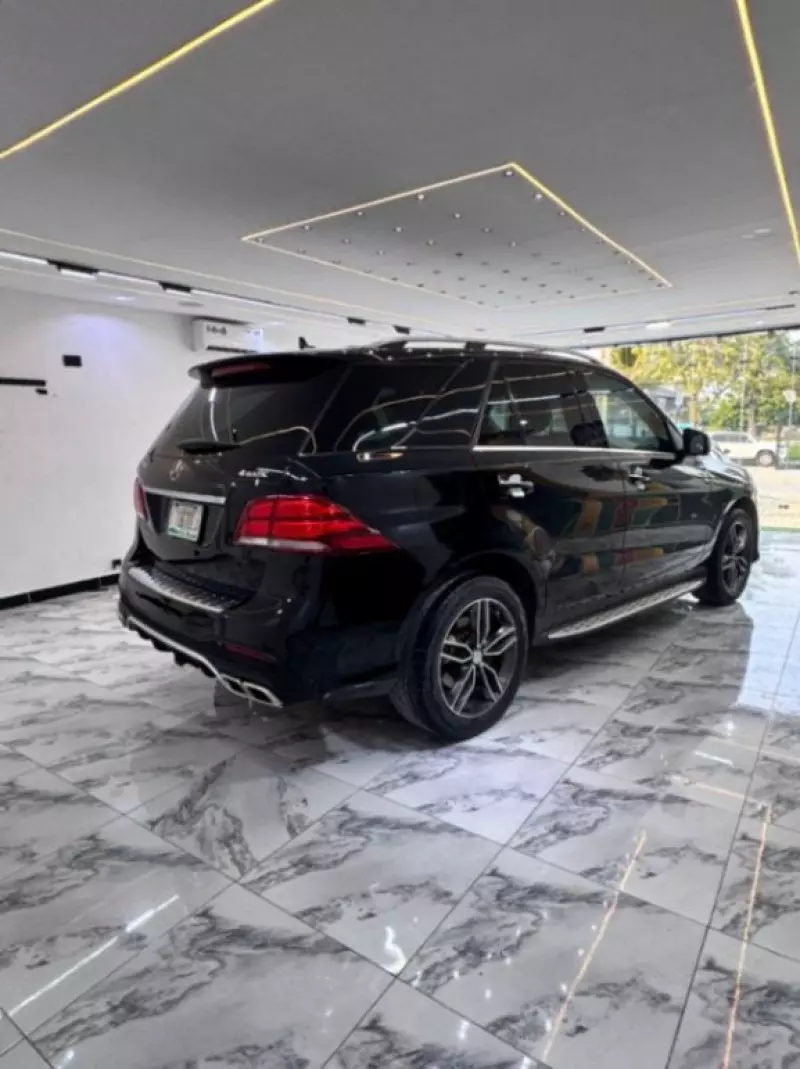 Mercedes-Benz GLE 350   - 2016