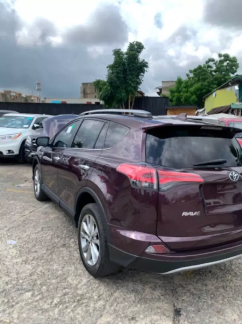 TOYOTA RAV 4   - 2018