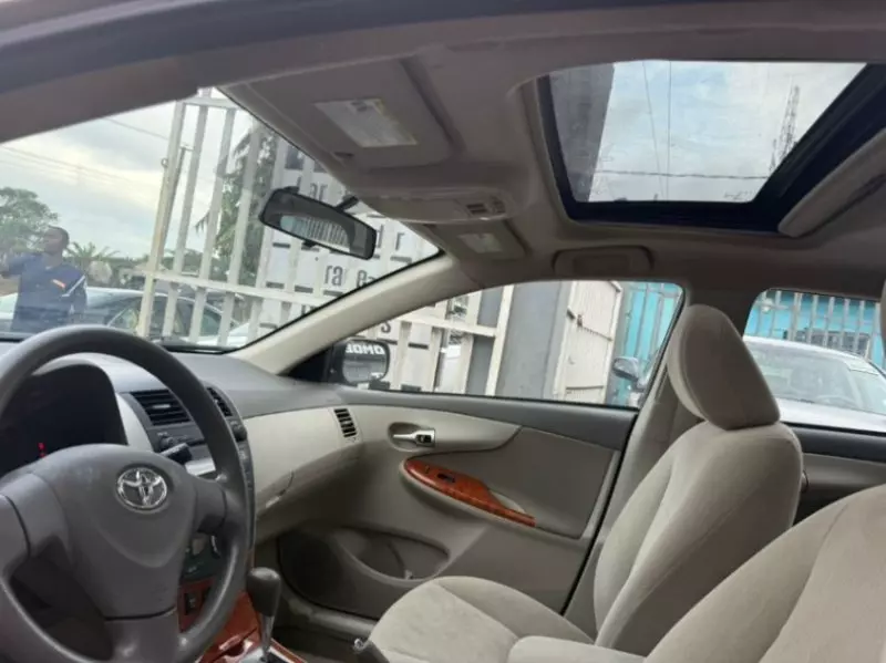 Toyota Corolla   - 2013