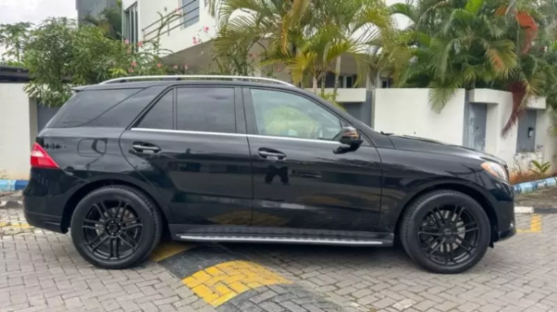 Mercedes-Benz ML-Class - 2015