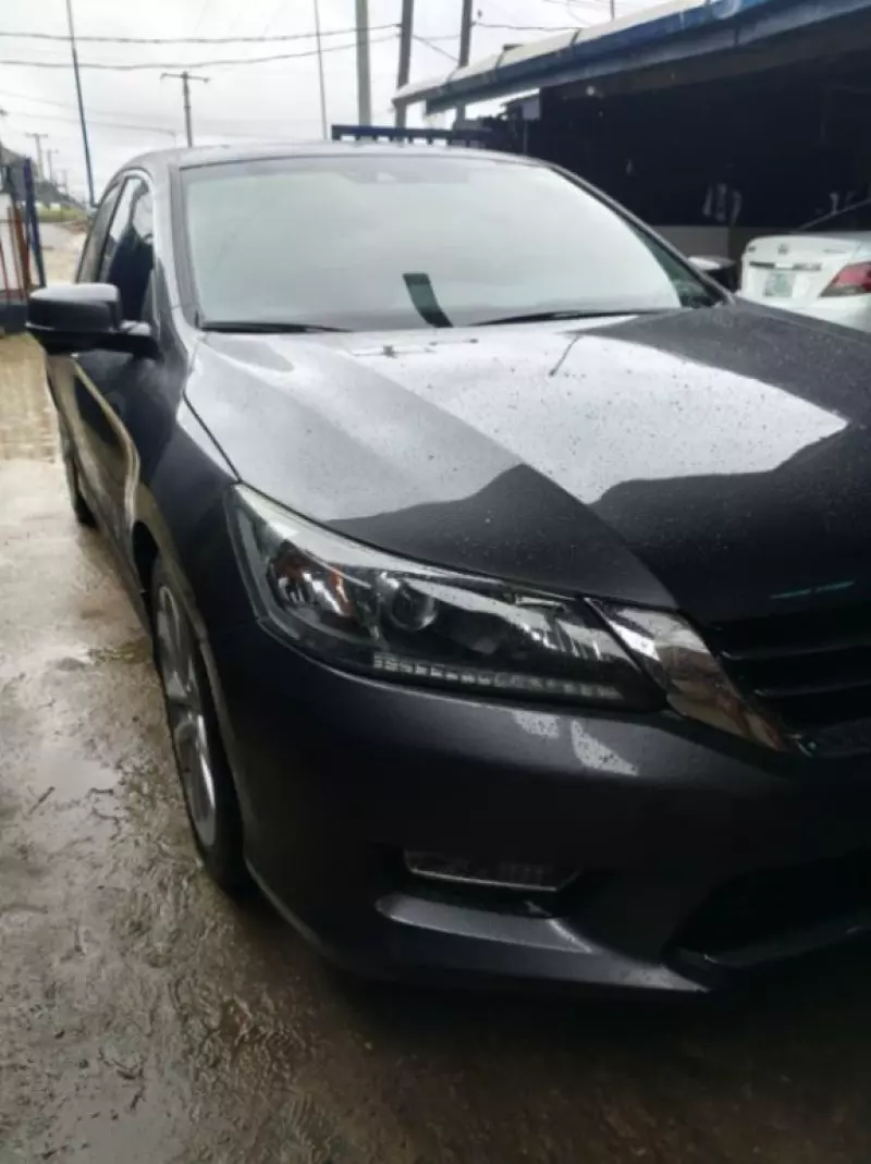 Honda Accord - 2013