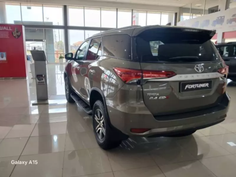 Toyota Fortuner   - 2025