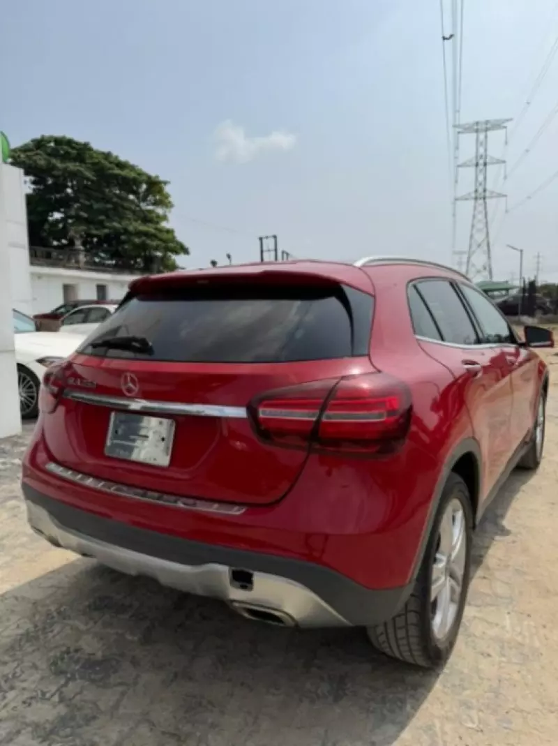 Mercedes-Benz GLA 250   - 2019