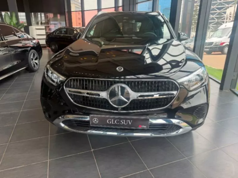 Mercedes-Benz GLC 200 - 2025