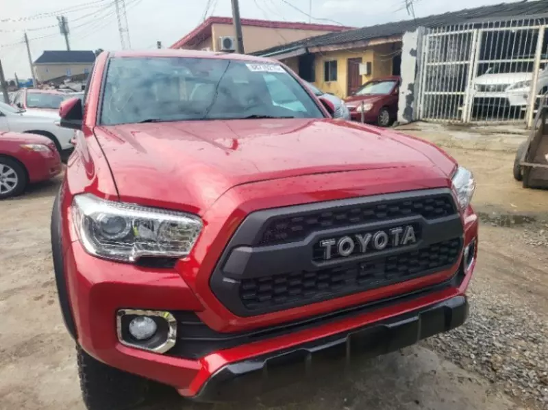 Toyota Tacoma   - 2013